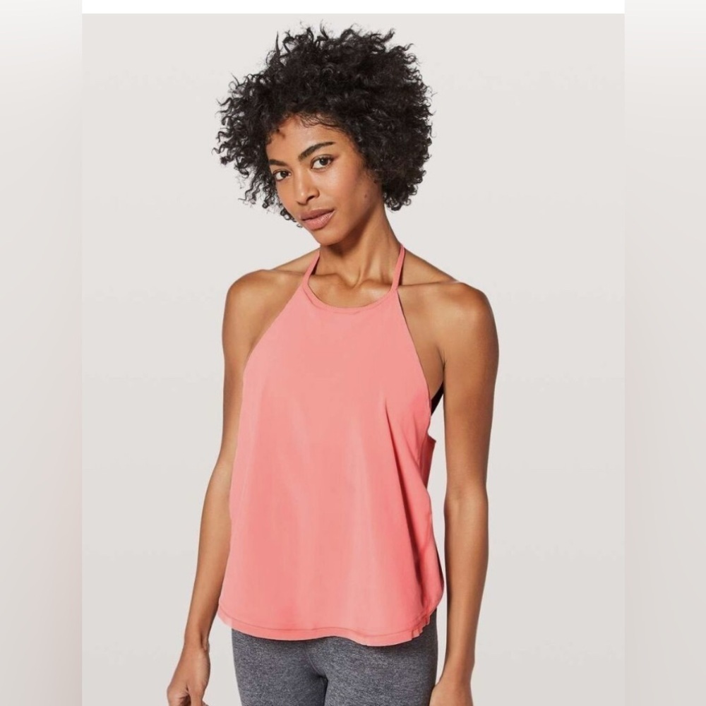 LULULEMON Coral Free Spirit Tank With Built In Bra (US 4)